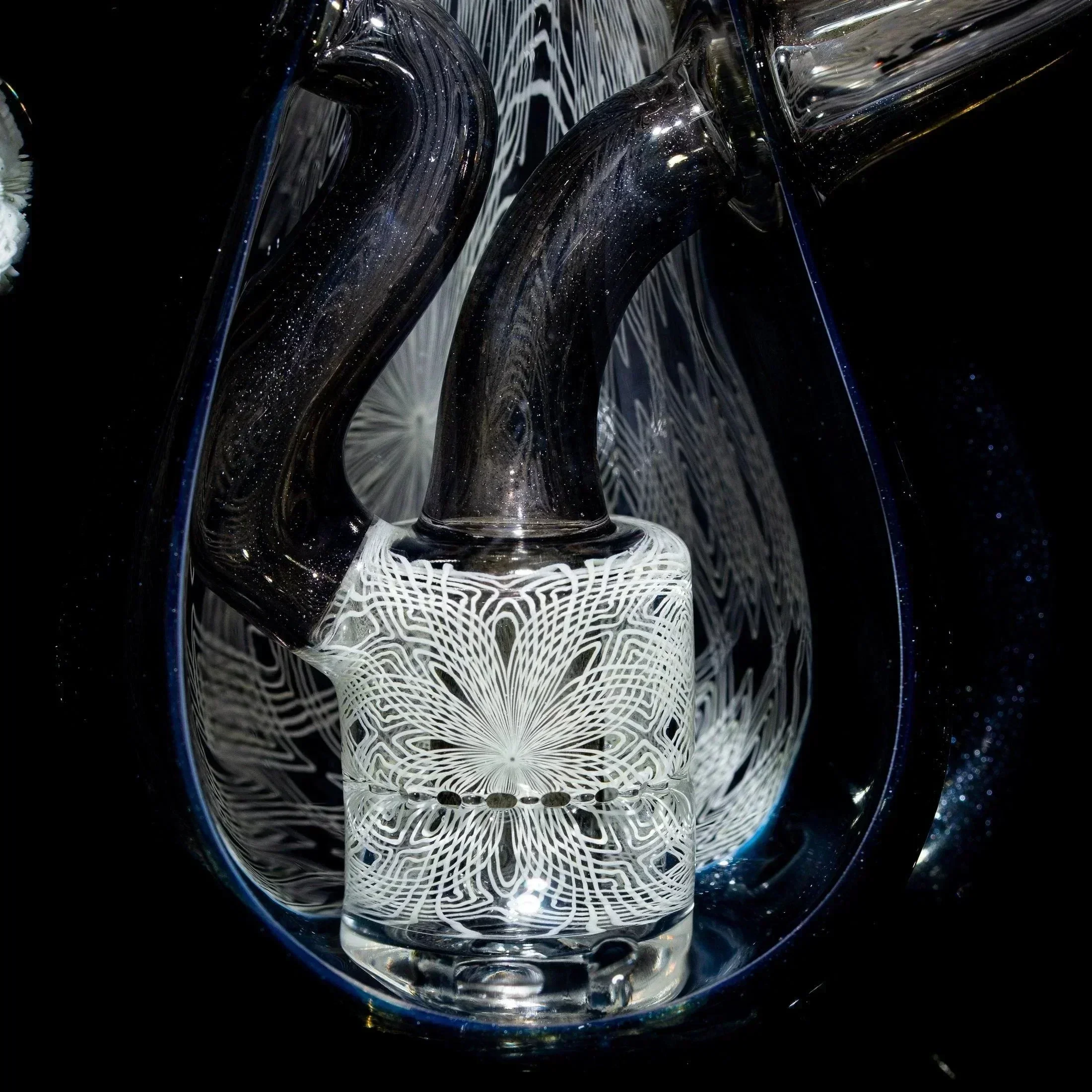 Akio x Earl Jr. - Amicello Infinity Bottle - Image 8