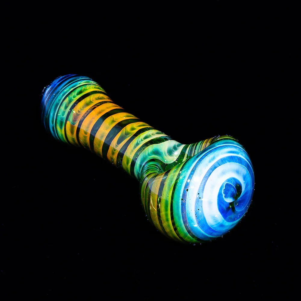 Izlow Glass - Green Fumed Coil Spoon - Image 2
