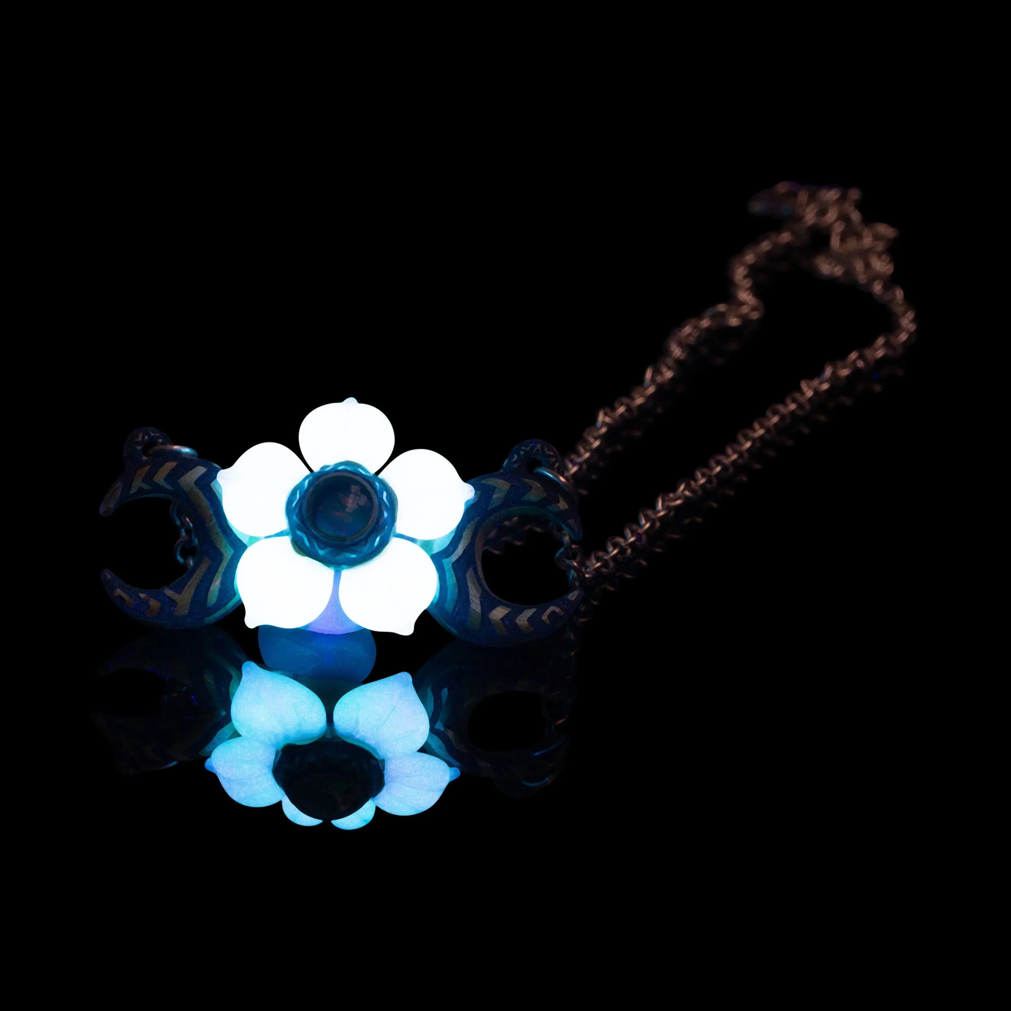 Mars Glassworks x Artist Stylie - Pendant - Image 3